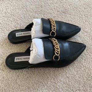 Steve Madden mules with gold chain